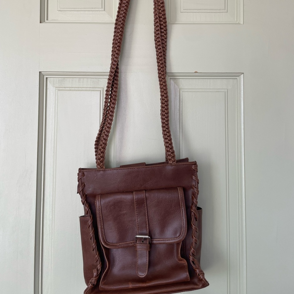Vintage brown leather bag
